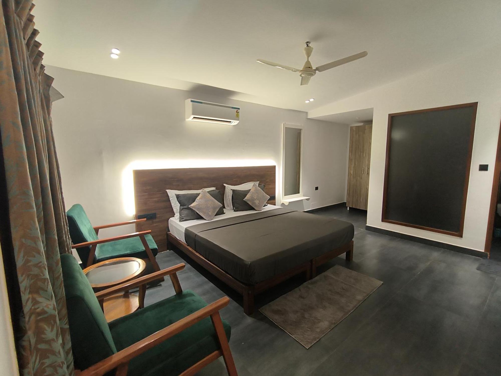 Aqua Beach Stays Ashwem Мандрем Экстерьер фото